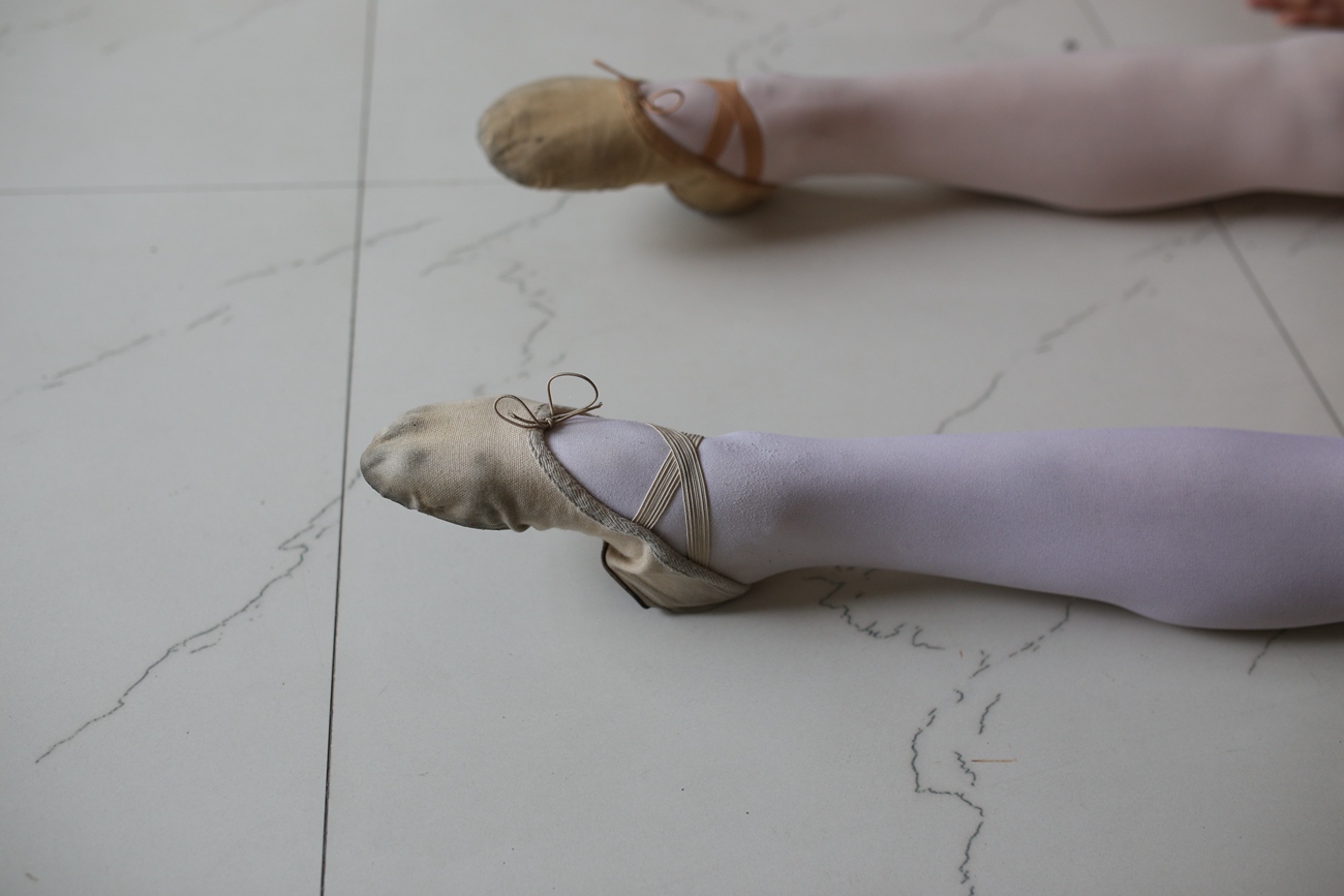 图片[146]-大西瓜爱牙膏-早期作品-W016 舞蹈家6-红衣三姐妹 [220P] – 速更版-美库