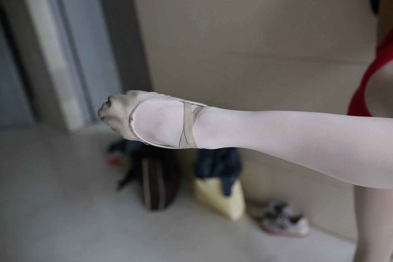 图片[183]-大西瓜爱牙膏-早期作品-W016 舞蹈家6-红衣三姐妹 [220P] – 速更版-美库