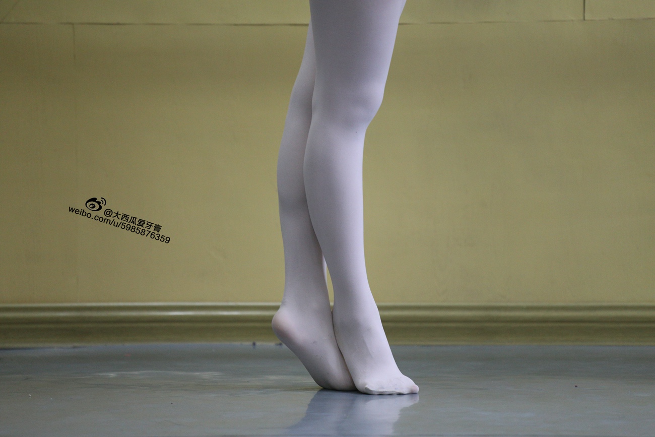 图片[241]-大西瓜爱牙膏-早期作品-W017 舞蹈家7-红绿蓝三姐妹 [291P] – 速更版-美库