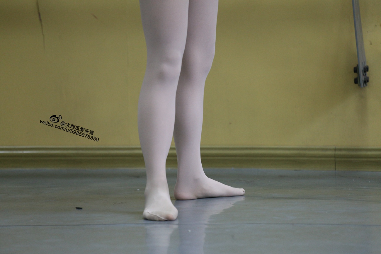 图片[243]-大西瓜爱牙膏-早期作品-W017 舞蹈家7-红绿蓝三姐妹 [291P] – 速更版-美库