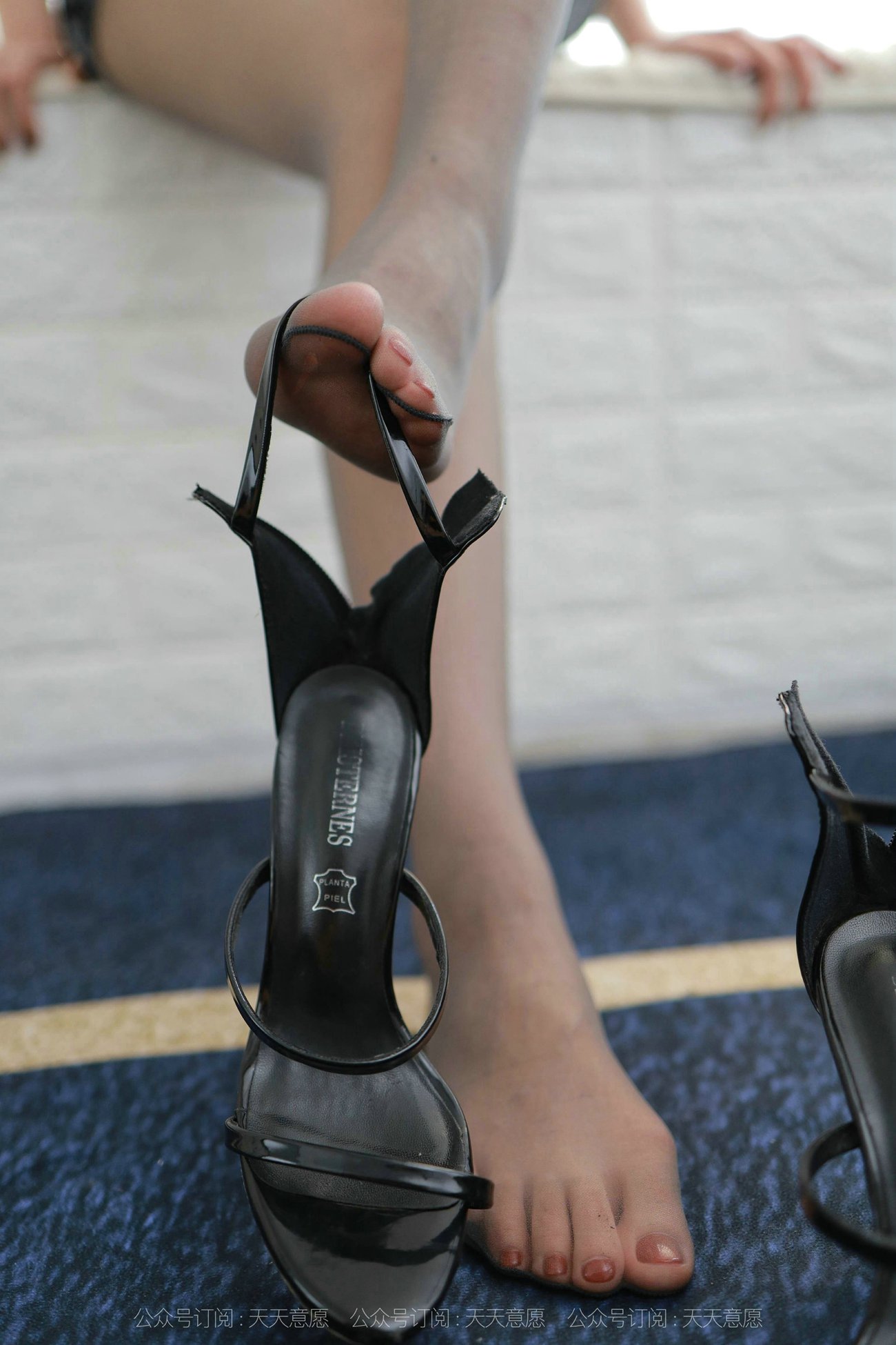 图片[39]-[IESS异思趣向] 2021.10.01 丝享家934：小七《格子短裙》[88P] – 速更版-美库