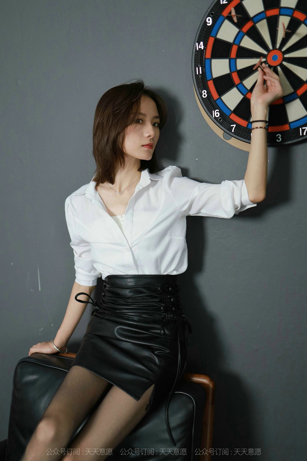 图片[54]-[IESS异思趣向] 2021.10.03 丝享家936：小六《姓感皮裙》[93P] – 速更版-美库