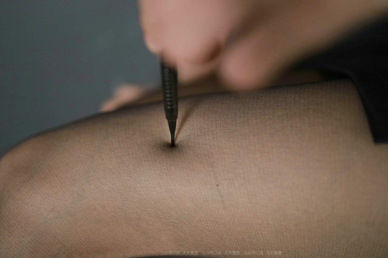 图片[60]-[IESS异思趣向] 2021.10.03 丝享家936：小六《姓感皮裙》[93P] – 速更版-美库