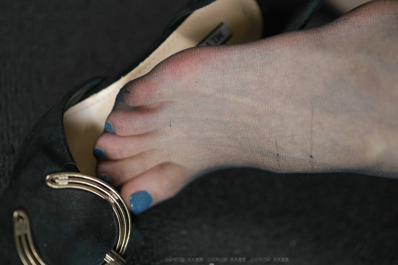 图片[77]-[IESS异思趣向] 2021.10.03 丝享家936：小六《姓感皮裙》[93P] – 速更版-美库