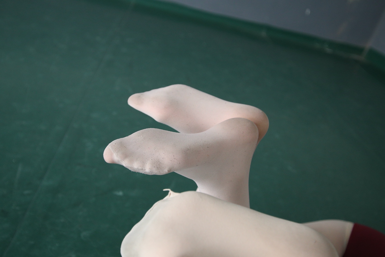 图片[485]-大西瓜爱牙膏-早期作品-W019 舞蹈家9-双红衣少女 [590P] – 速更版-美库