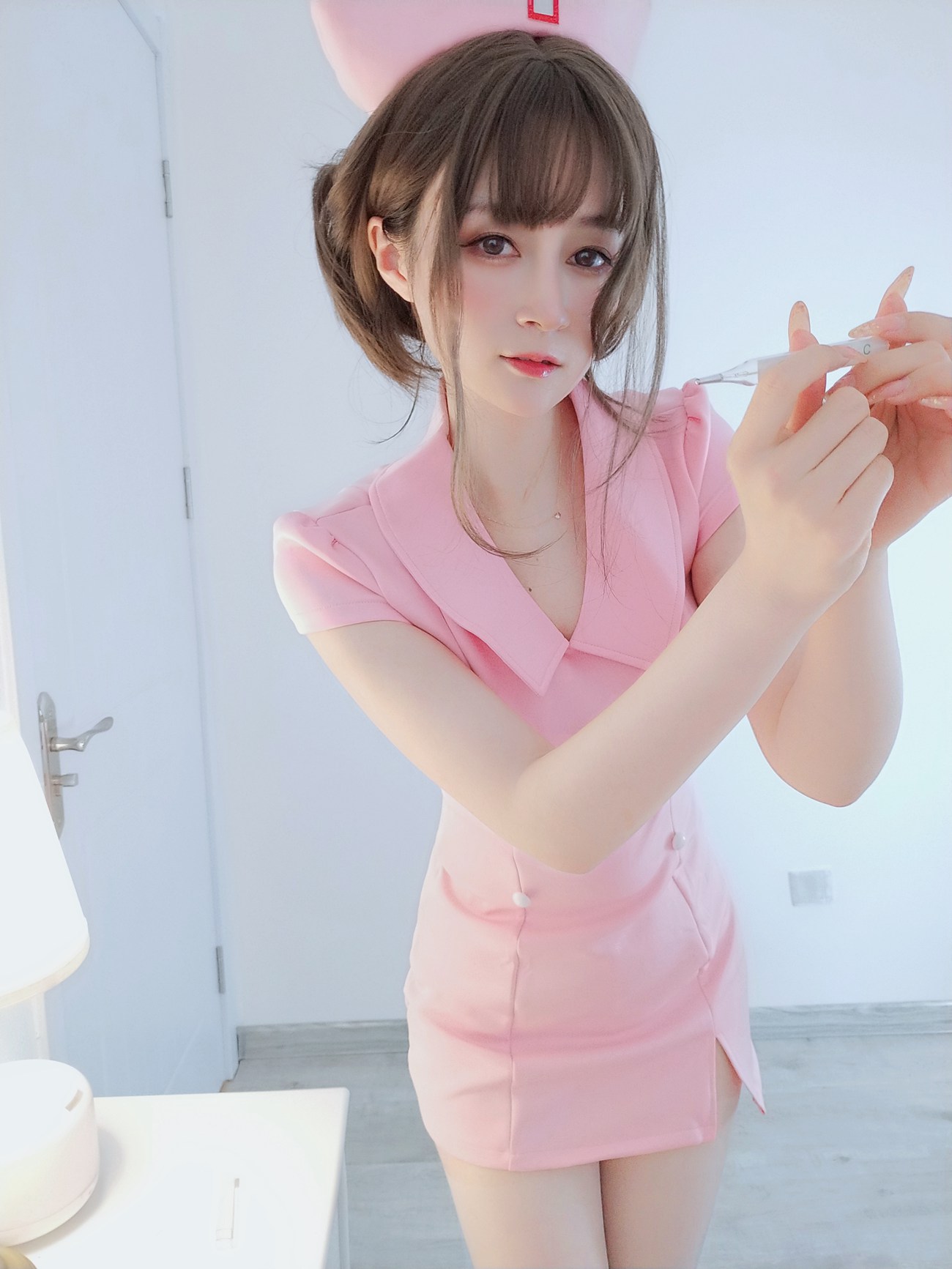 图片[23]-Coser小姐姐白银 – 夜间的私人护士 [24P] – 速更版-美库