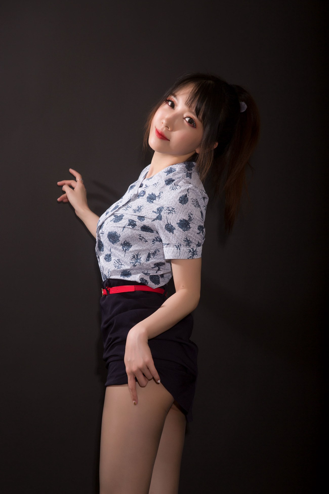 图片[7]-小女巫露娜 – 东航棚拍[21P] – 速更版-美库