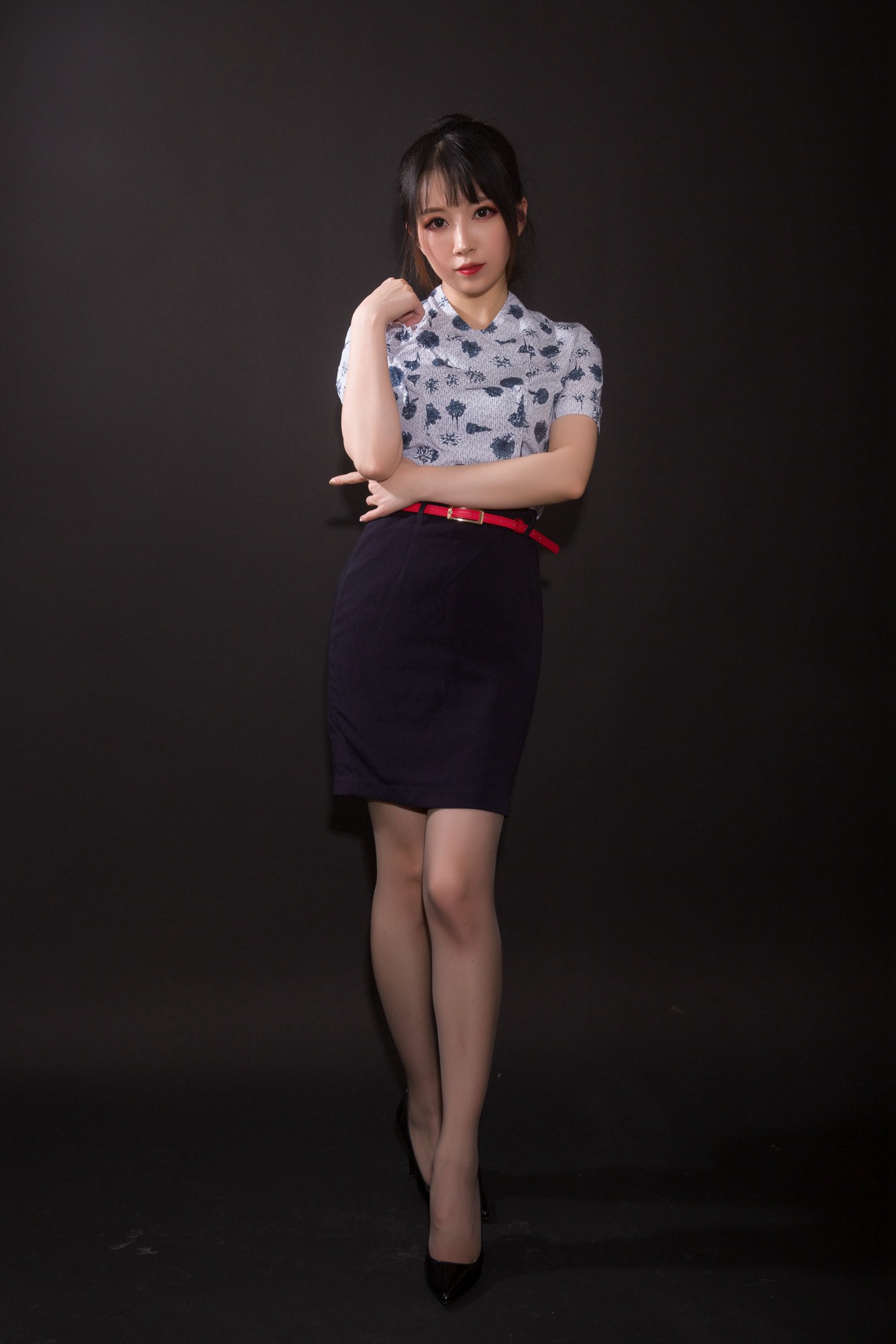 图片[11]-小女巫露娜 – 东航棚拍[21P] – 速更版-美库