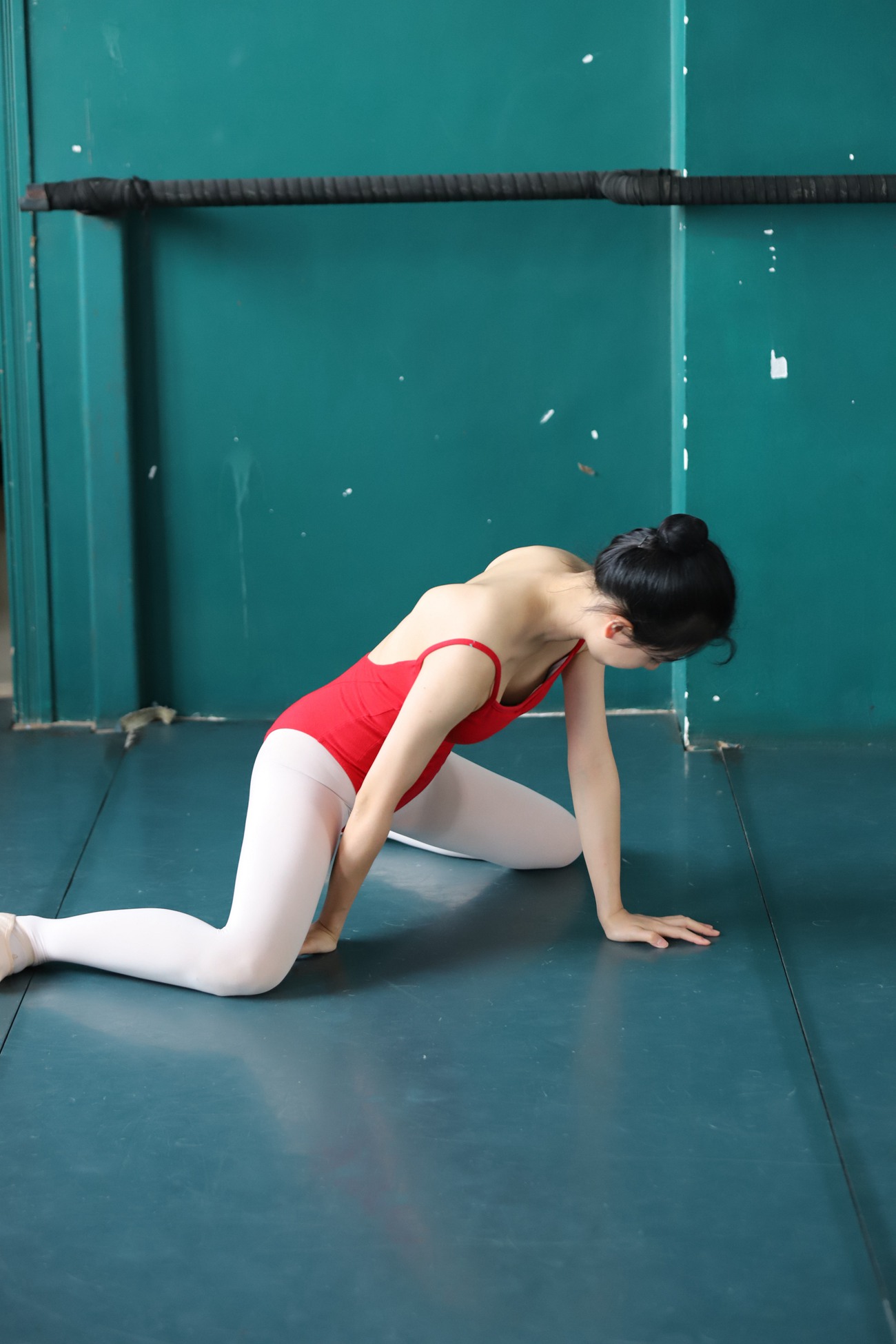 图片[53]-大西瓜爱牙膏-早期作品-W020 舞蹈家-红色 [669P] – 速更版-美库