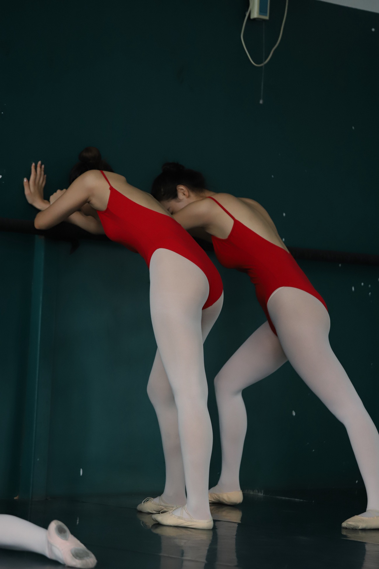 图片[140]-大西瓜爱牙膏-早期作品-W020 舞蹈家-红色 [669P] – 速更版-美库