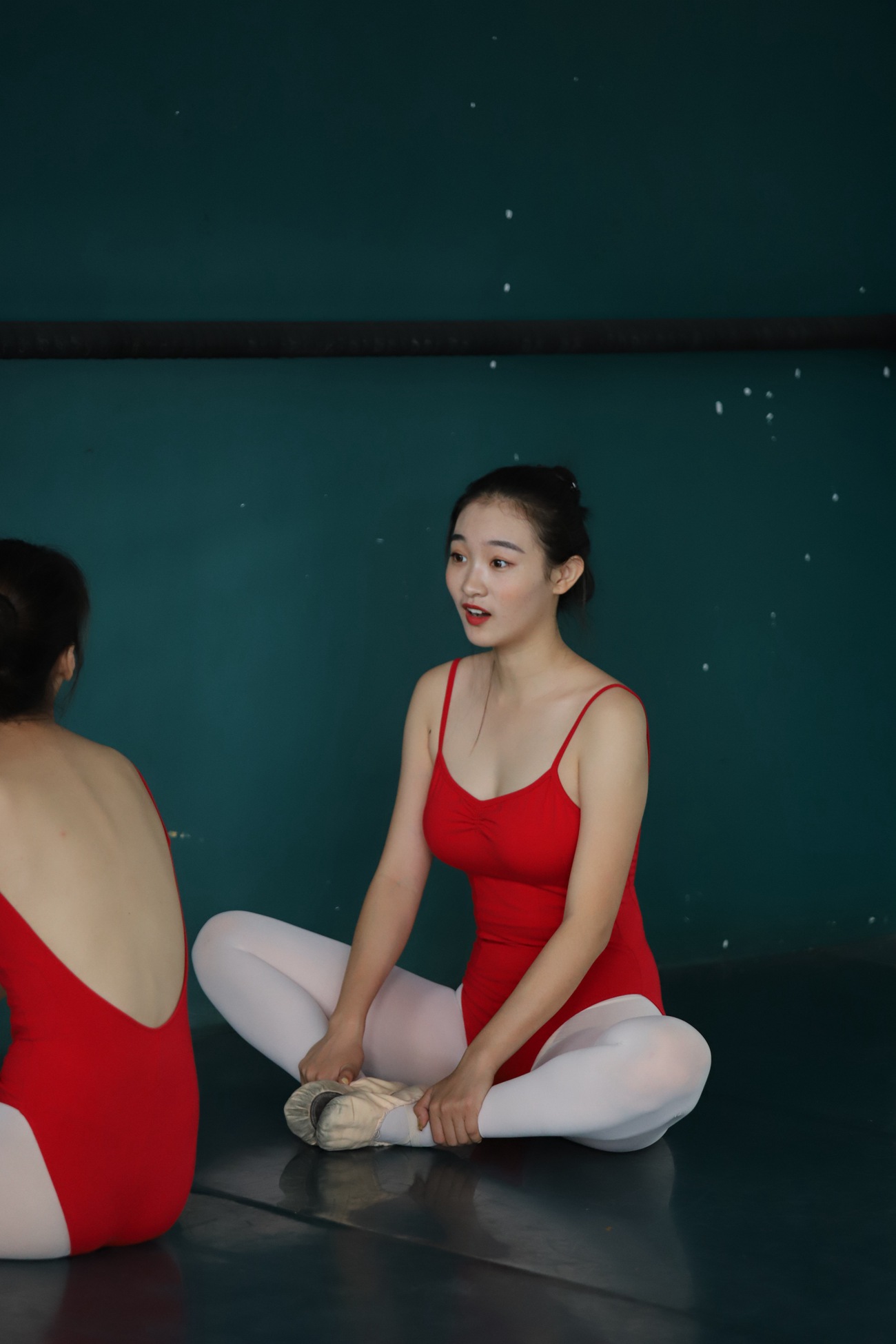 图片[149]-大西瓜爱牙膏-早期作品-W020 舞蹈家-红色 [669P] – 速更版-美库