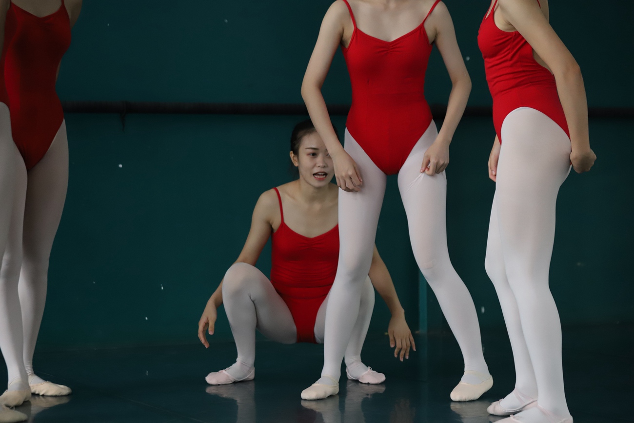 图片[257]-大西瓜爱牙膏-早期作品-W020 舞蹈家-红色 [669P] – 速更版-美库