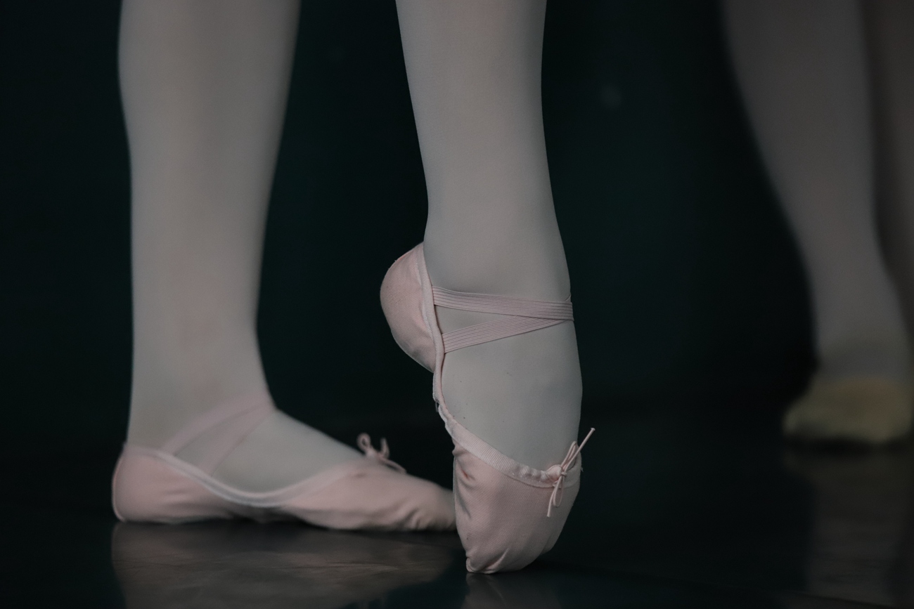 图片[347]-大西瓜爱牙膏-早期作品-W020 舞蹈家-红色 [669P] – 速更版-美库