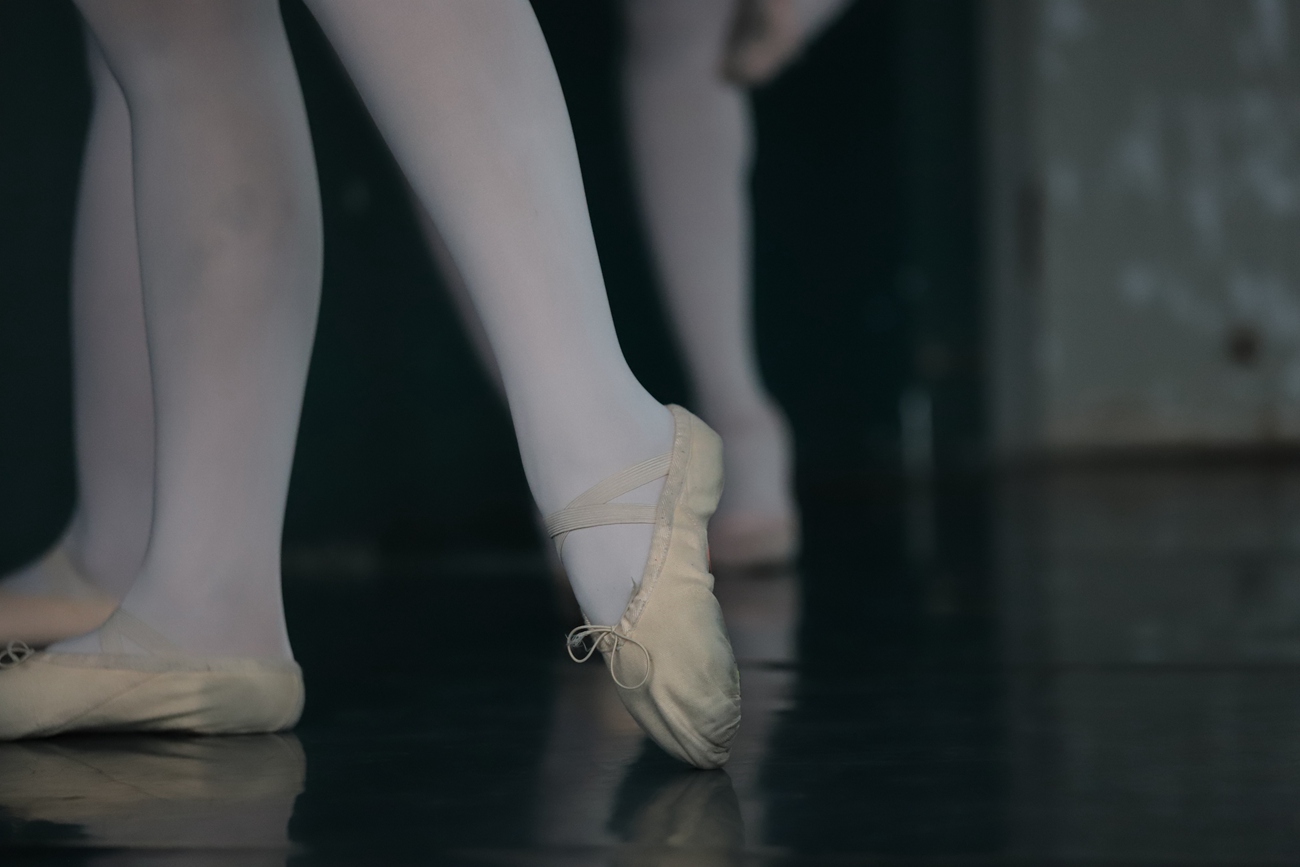 图片[349]-大西瓜爱牙膏-早期作品-W020 舞蹈家-红色 [669P] – 速更版-美库