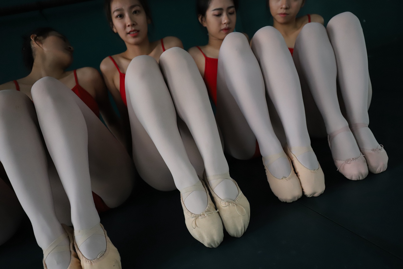 图片[455]-大西瓜爱牙膏-早期作品-W020 舞蹈家-红色 [669P] – 速更版-美库