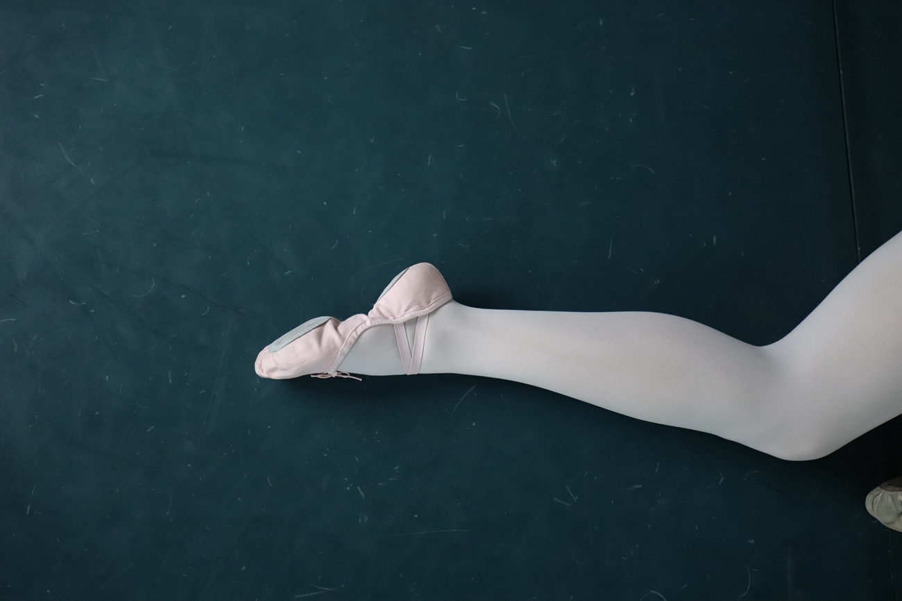 图片[495]-大西瓜爱牙膏-早期作品-W020 舞蹈家-红色 [669P] – 速更版-美库