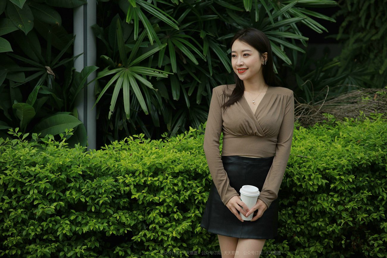 图片[26]-[IESS异思趣向] 2021.10.07 丝享家940：小婕《公园偶遇》[89P] – 速更版-美库