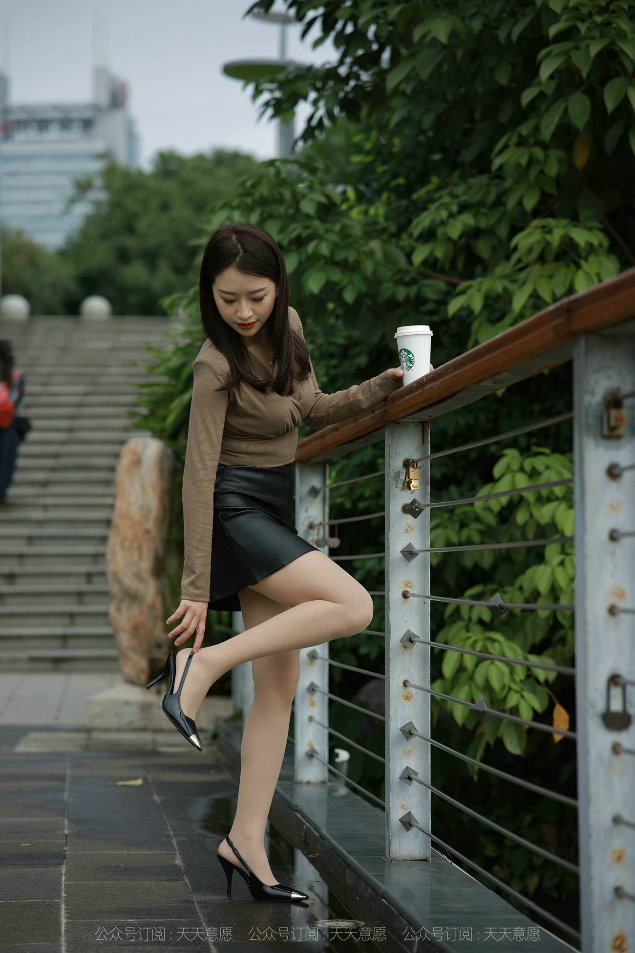 图片[43]-[IESS异思趣向] 2021.10.07 丝享家940：小婕《公园偶遇》[89P] – 速更版-美库