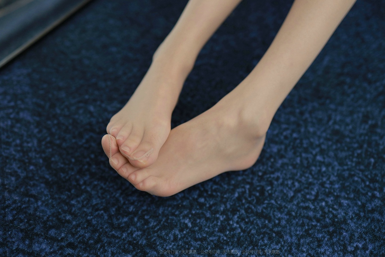 图片[86]-[IESS异思趣向] 2021.10.08 丝享家941：团团《长腿学苑风》[97P] – 速更版-美库