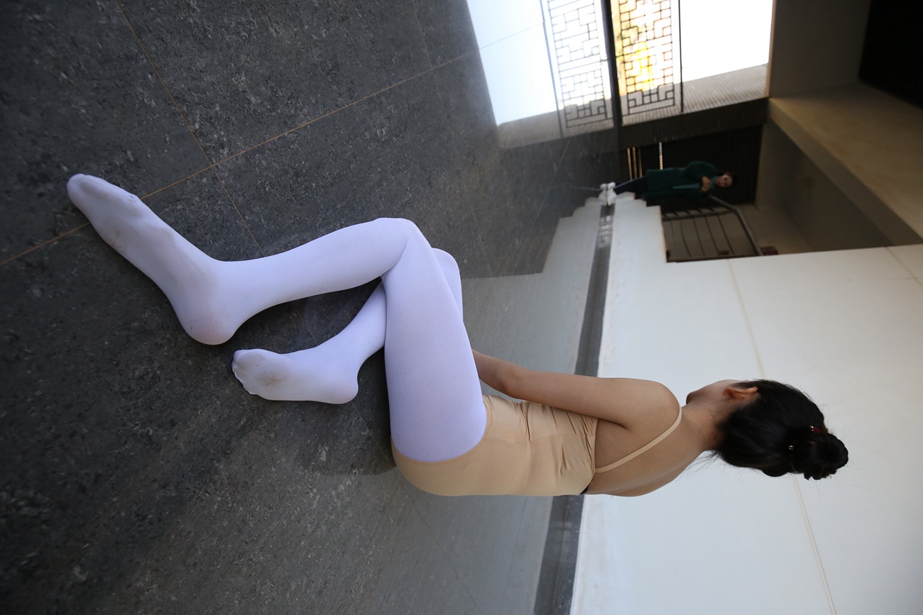 图片[258]-大西瓜爱牙膏-早期作品-W021 舞蹈家-胜于蓝 [307P] – 速更版-美库