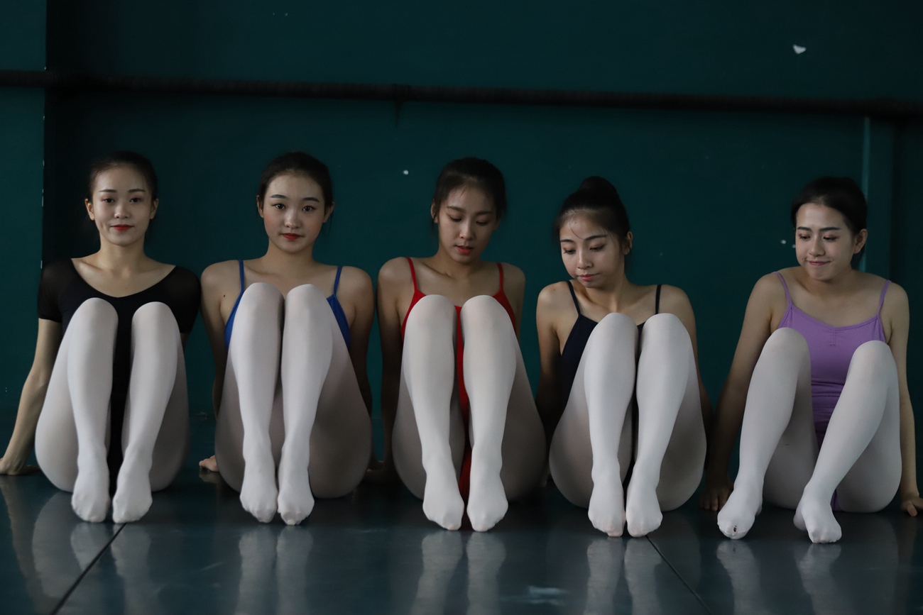 图片[137]-大西瓜爱牙膏-早期作品-W022 舞蹈家-五人场 (2) [325P] – 速更版-美库