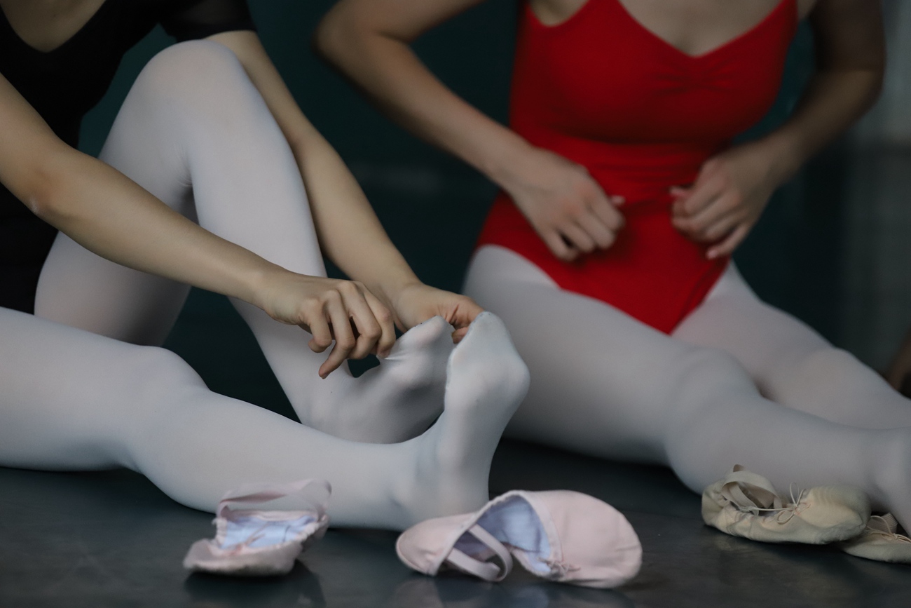 图片[305]-大西瓜爱牙膏-早期作品-W022 舞蹈家-五人场 (1) [324P] – 速更版-美库