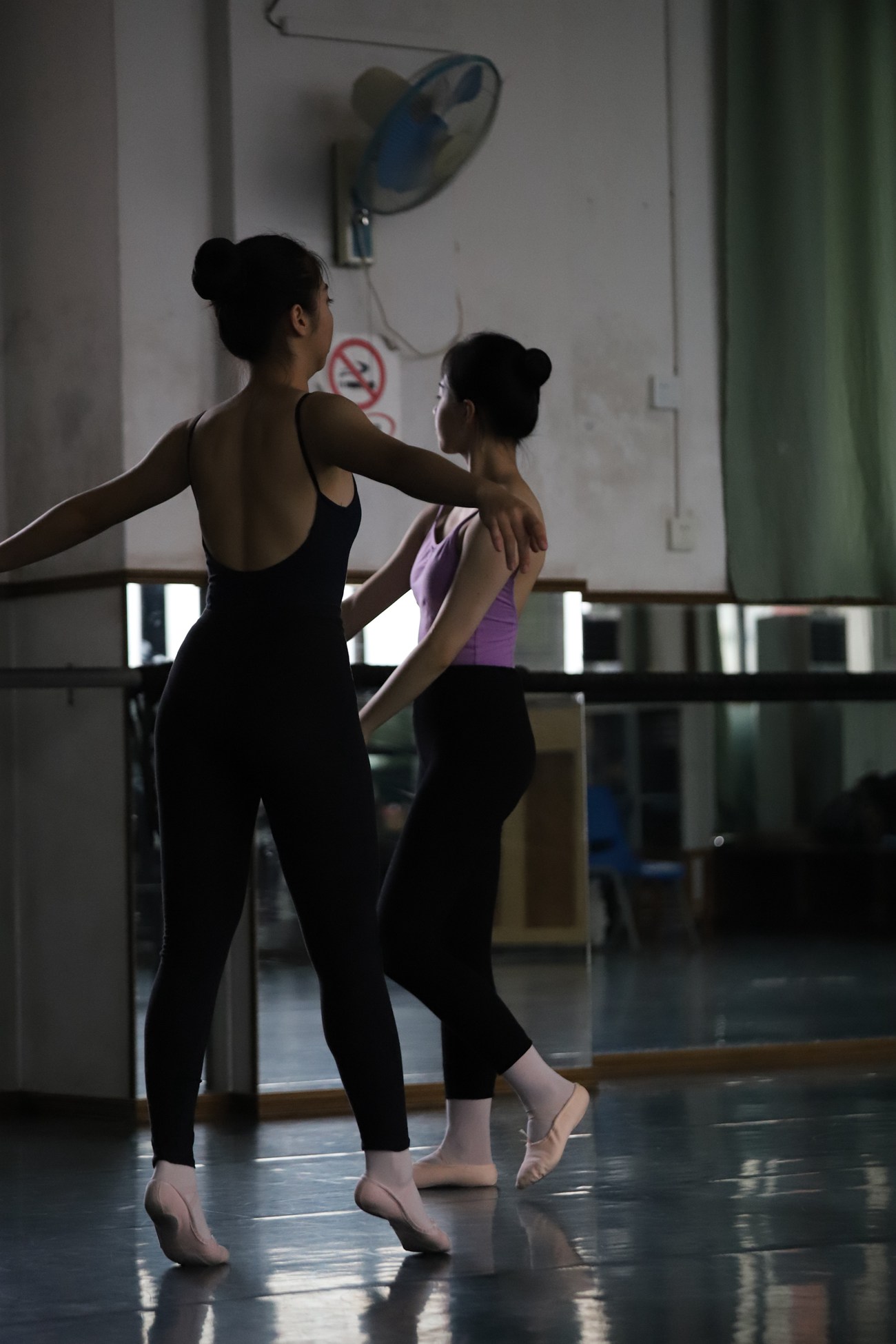 图片[259]-大西瓜爱牙膏-早期作品-W022 舞蹈家-五人场 (2) [325P] – 速更版-美库