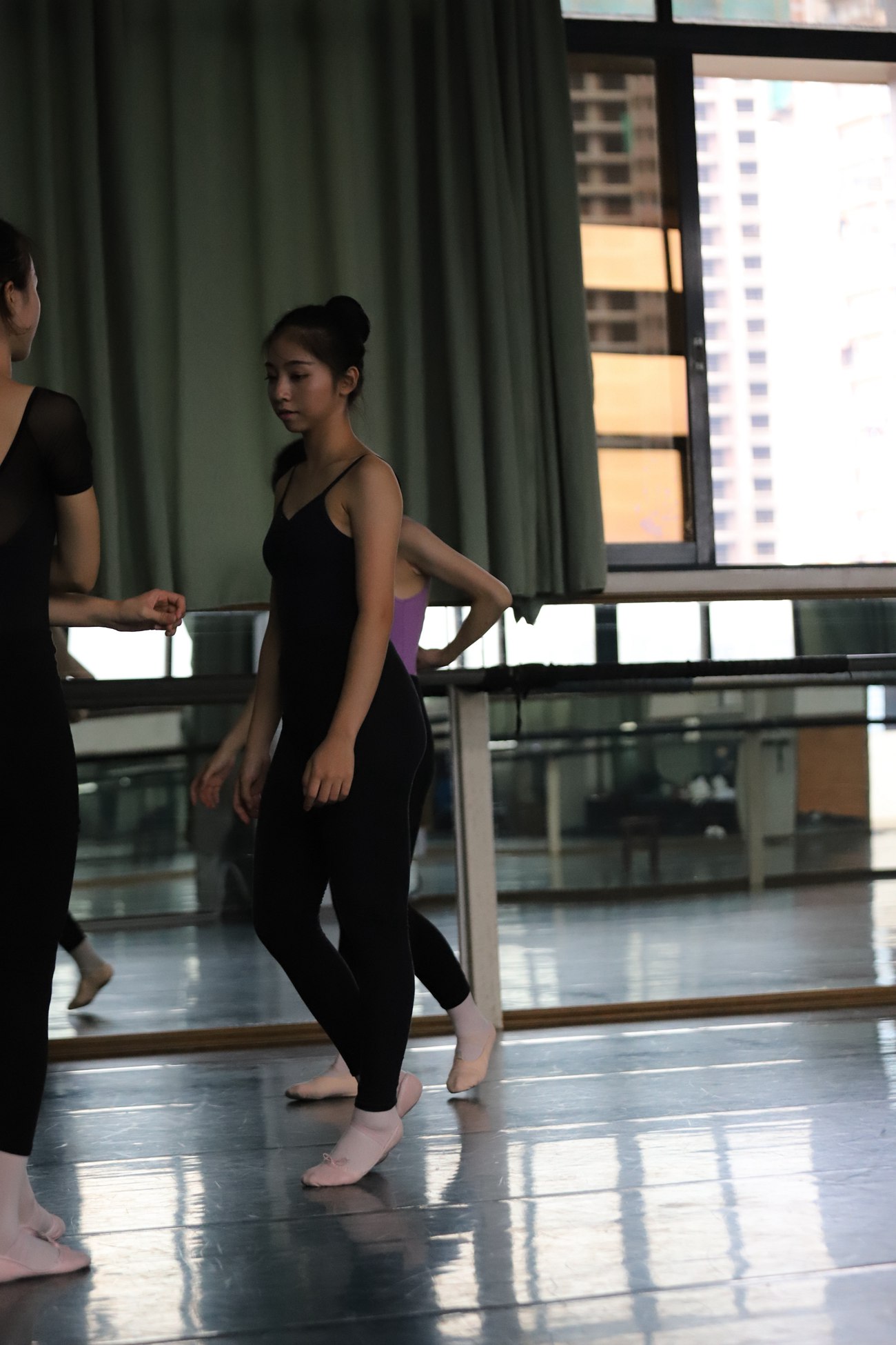 图片[261]-大西瓜爱牙膏-早期作品-W022 舞蹈家-五人场 (2) [325P] – 速更版-美库