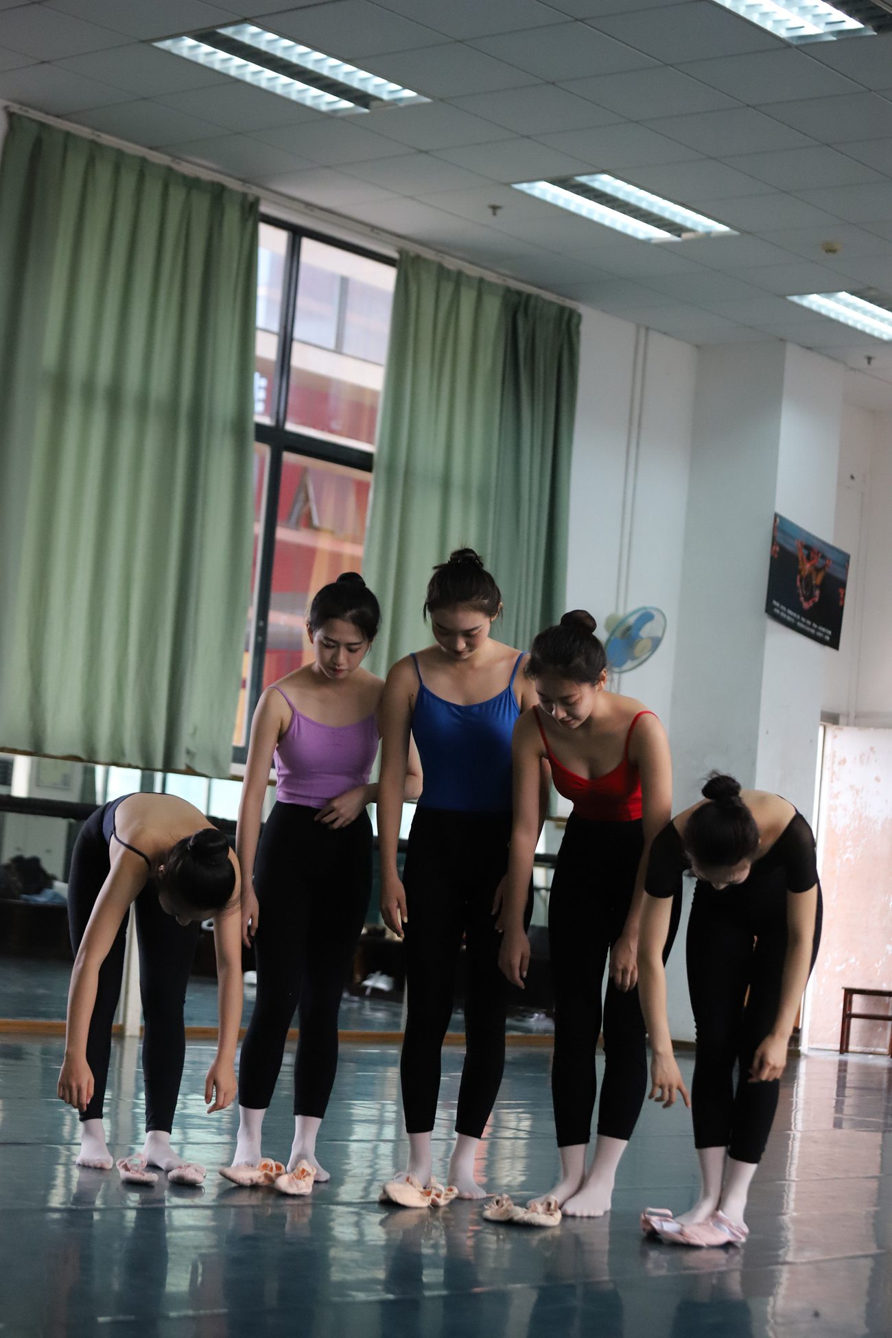 图片[290]-大西瓜爱牙膏-早期作品-W022 舞蹈家-五人场 (2) [325P] – 速更版-美库