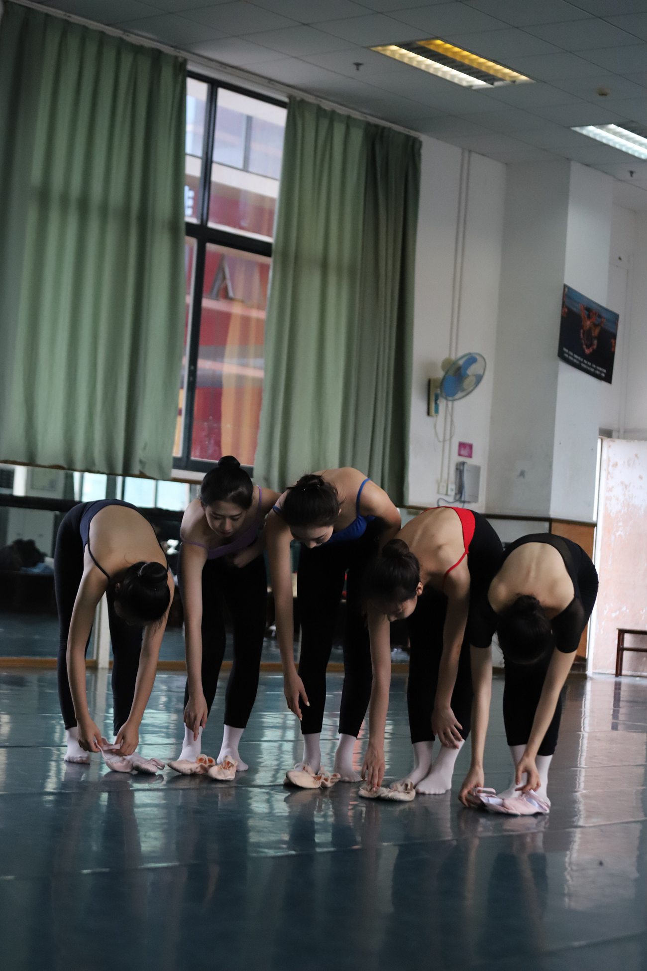 图片[291]-大西瓜爱牙膏-早期作品-W022 舞蹈家-五人场 (2) [325P] – 速更版-美库