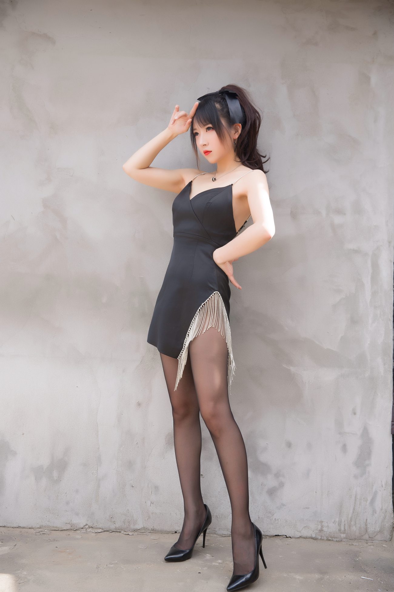 图片[11]-小女巫露娜 – 黑色流苏[32P] – 速更版-美库