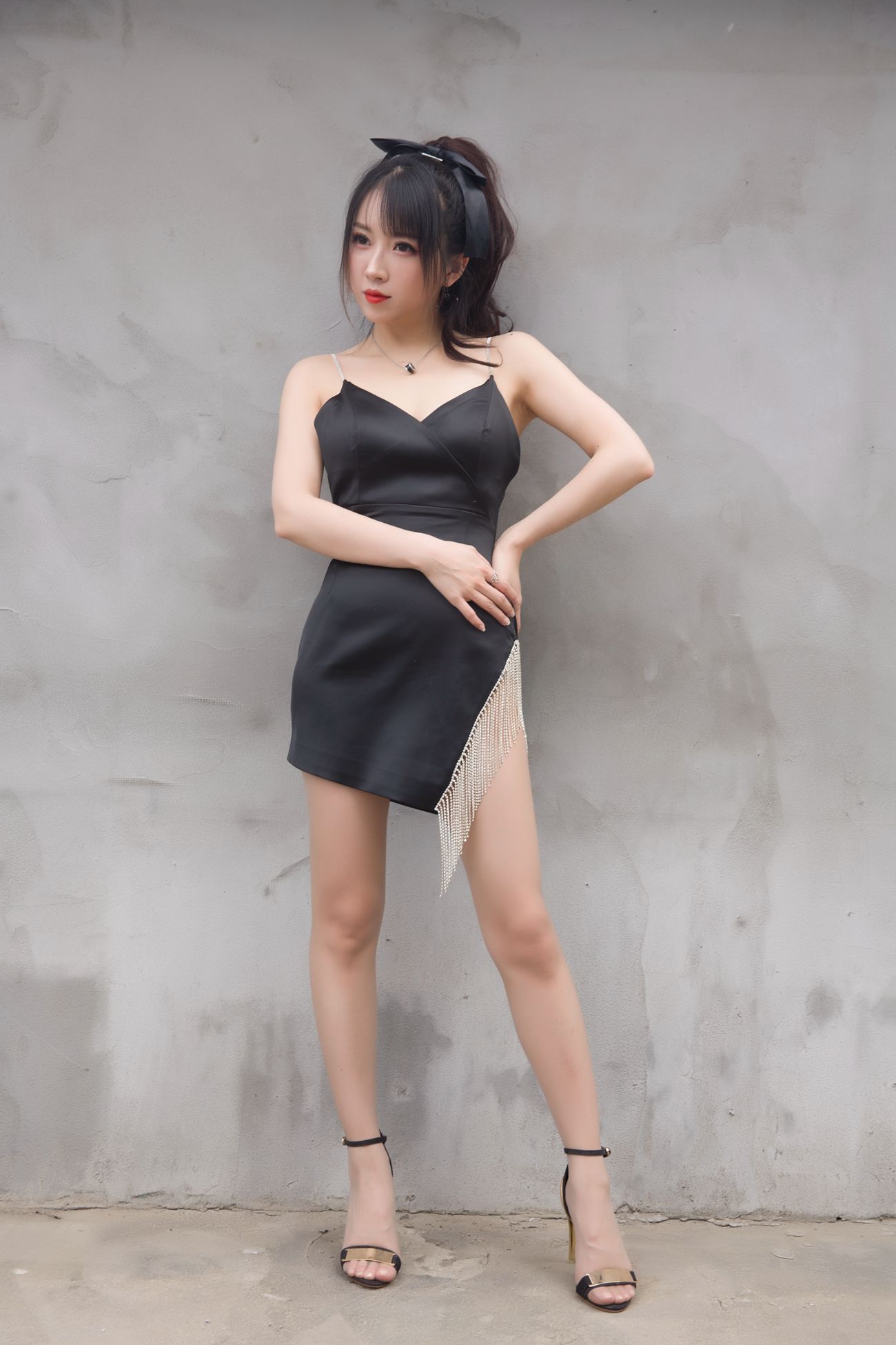 图片[34]-小女巫露娜 – 黑色流苏[32P] – 速更版-美库