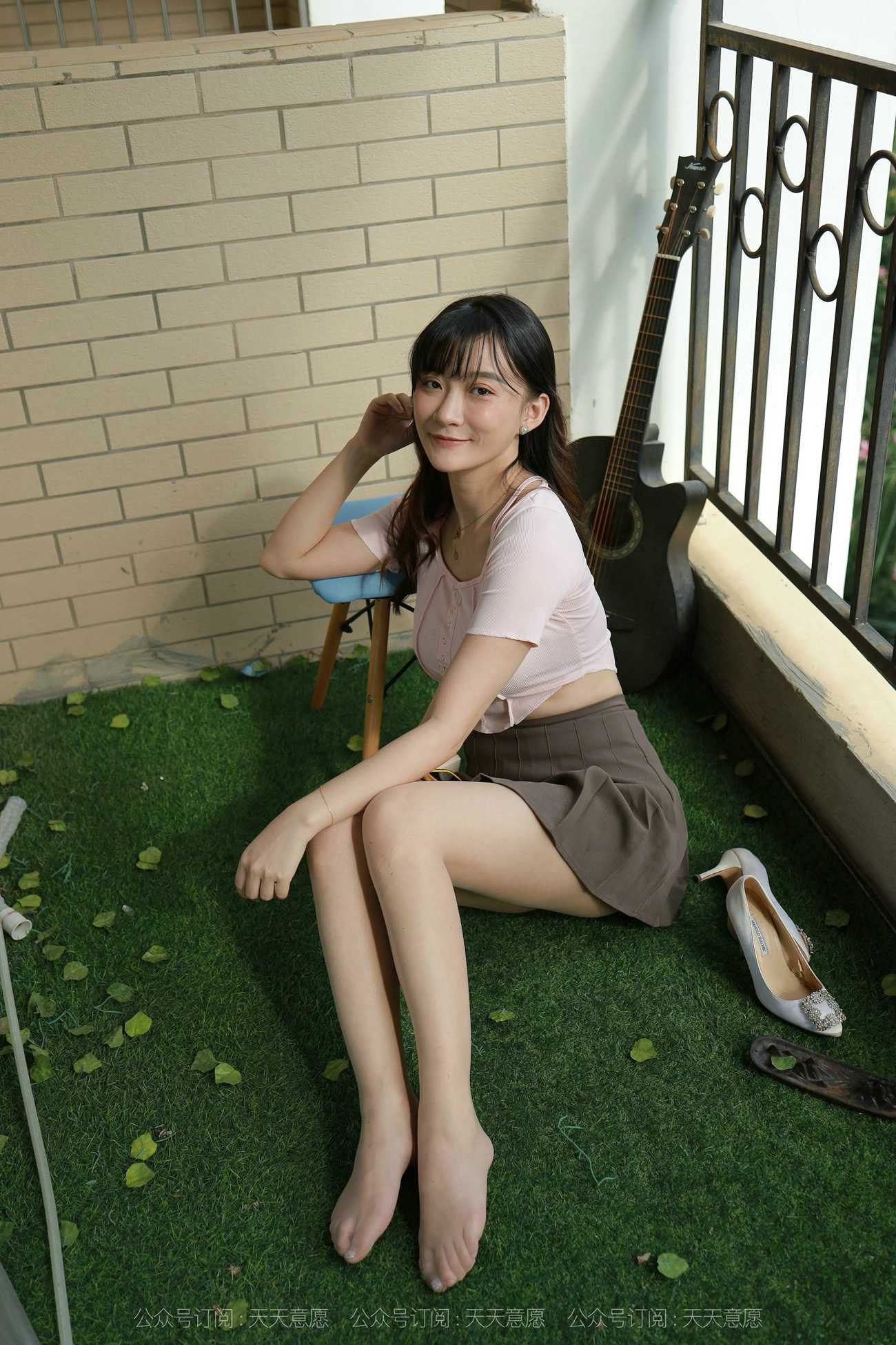 图片[36]-[IESS异思趣向] 2021.10.10 丝享家943：秋秋《阳台上的美女》[92P] – 速更版-美库