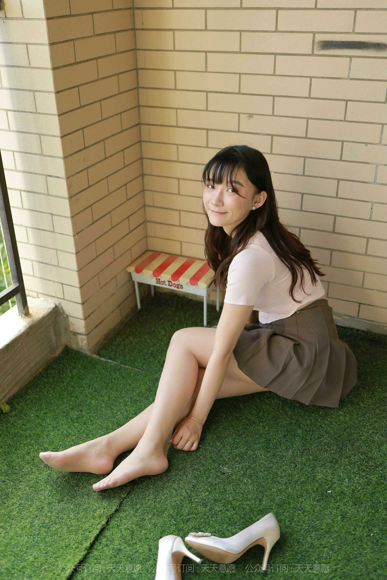 图片[70]-[IESS异思趣向] 2021.10.10 丝享家943：秋秋《阳台上的美女》[92P] – 速更版-美库