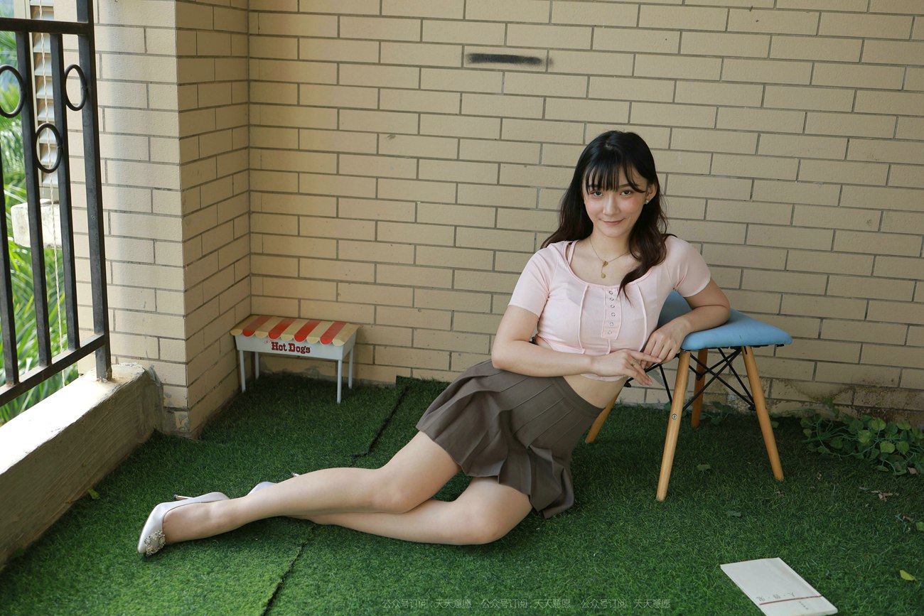 图片[87]-[IESS异思趣向] 2021.10.10 丝享家943：秋秋《阳台上的美女》[92P] – 速更版-美库