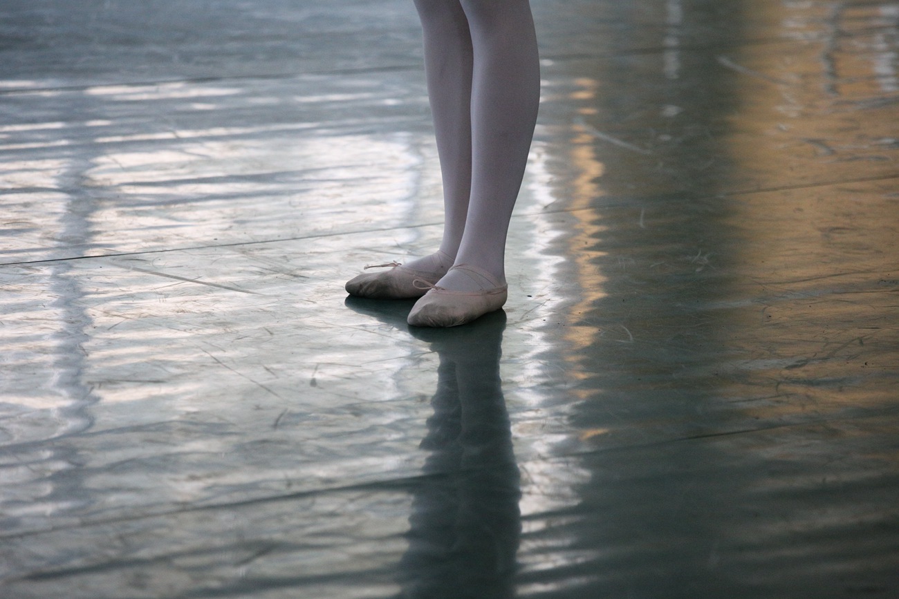 图片[16]-大西瓜爱牙膏-早期作品-W023 舞蹈家-意外发现 [80P] – 速更版-美库