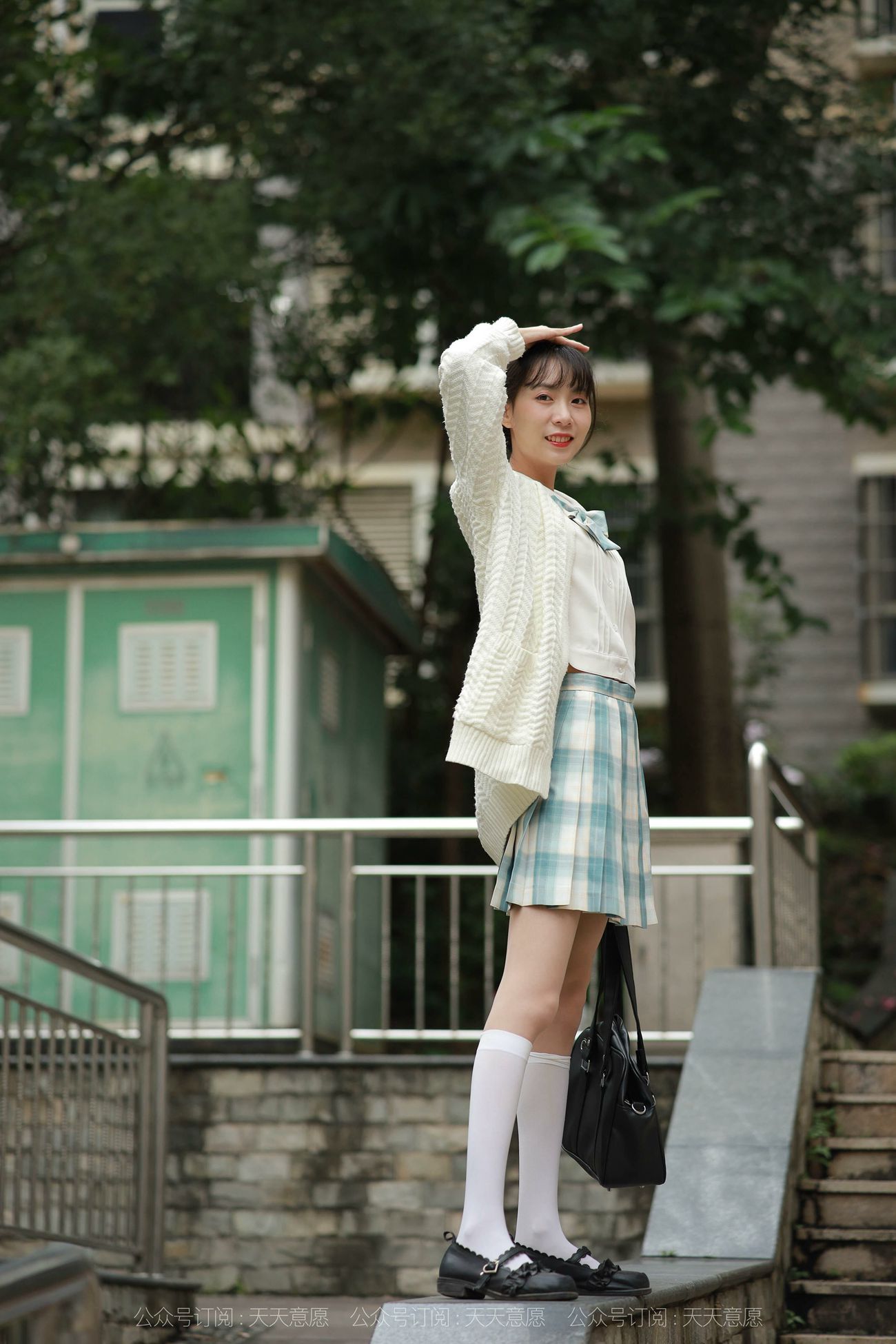 图片[41]-[IESS异思趣向] 耽丝 211013 团团的长腿JK装 [94P] – 速更版-美库