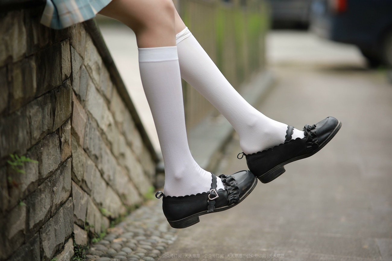 图片[63]-[IESS异思趣向] 耽丝 211013 团团的长腿JK装 [94P] – 速更版-美库