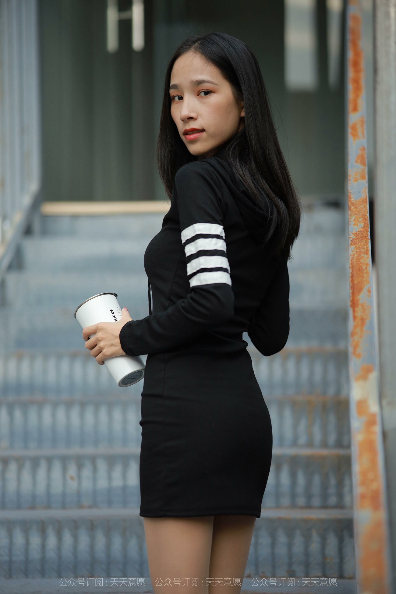 图片[32]-[IESS异思趣向] 耽丝 美子在天台吹风 [77P] – 速更版-美库