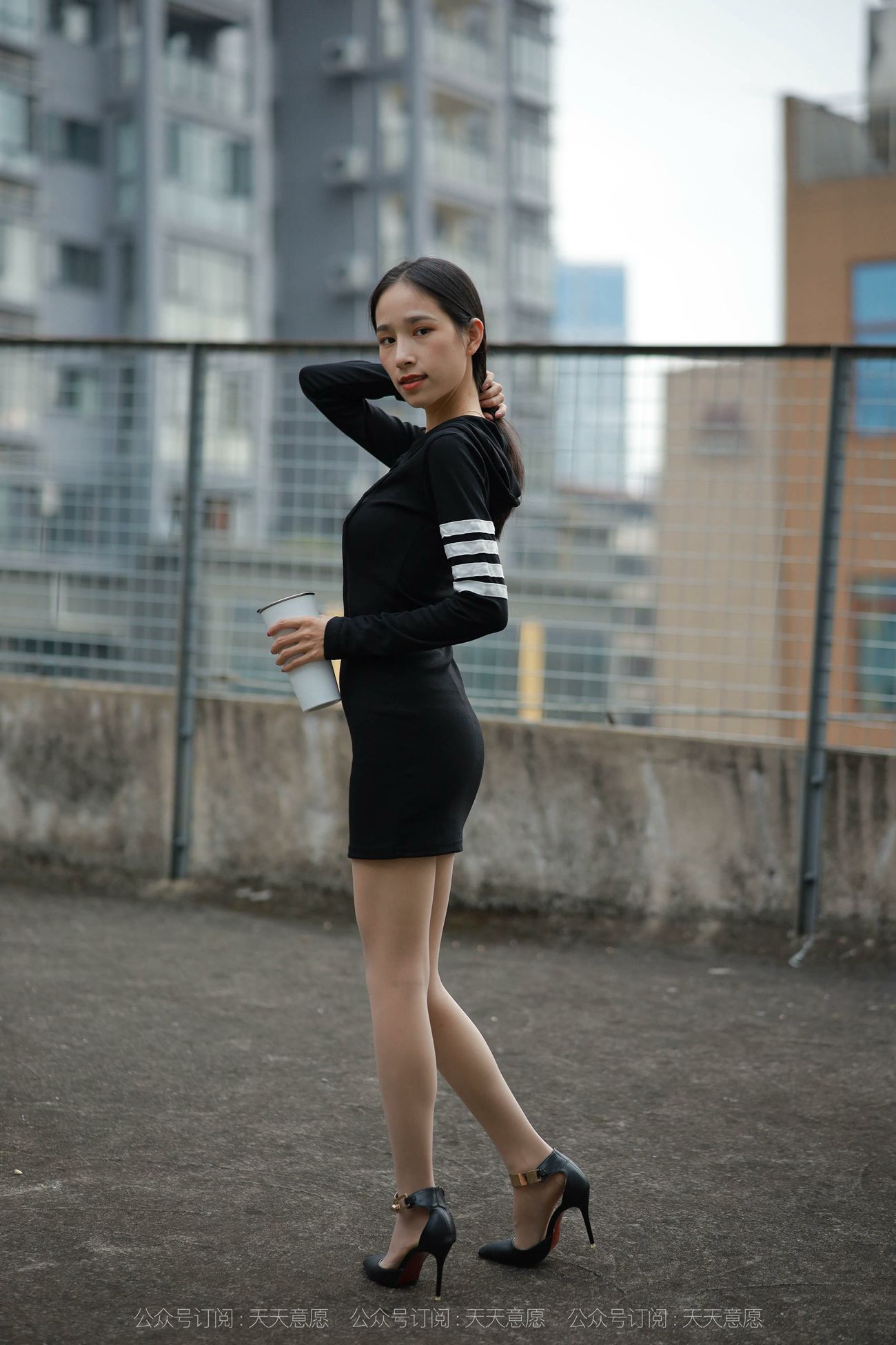 图片[51]-[IESS异思趣向] 耽丝 美子在天台吹风 [77P] – 速更版-美库