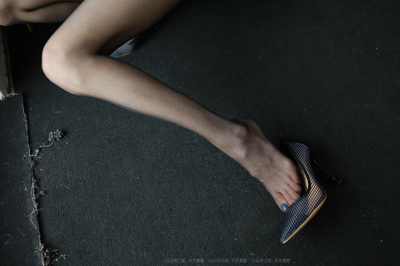 图片[49]-[IESS异思趣向] 2021.10.11 丝享家944：小六《黑色丝带》[90P] – 速更版-美库