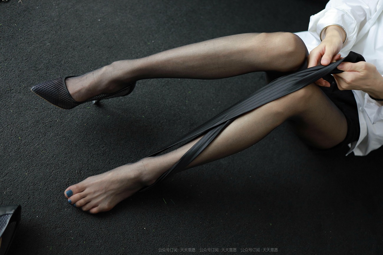 图片[68]-[IESS异思趣向] 2021.10.11 丝享家944：小六《黑色丝带》[90P] – 速更版-美库