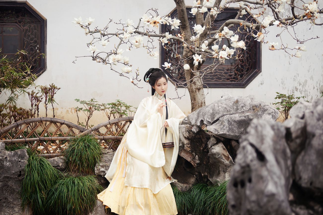 图片[24]-[YITUYU艺图语] 2021.05.10 玉兰 金儿 [23P] – 速更版-美库