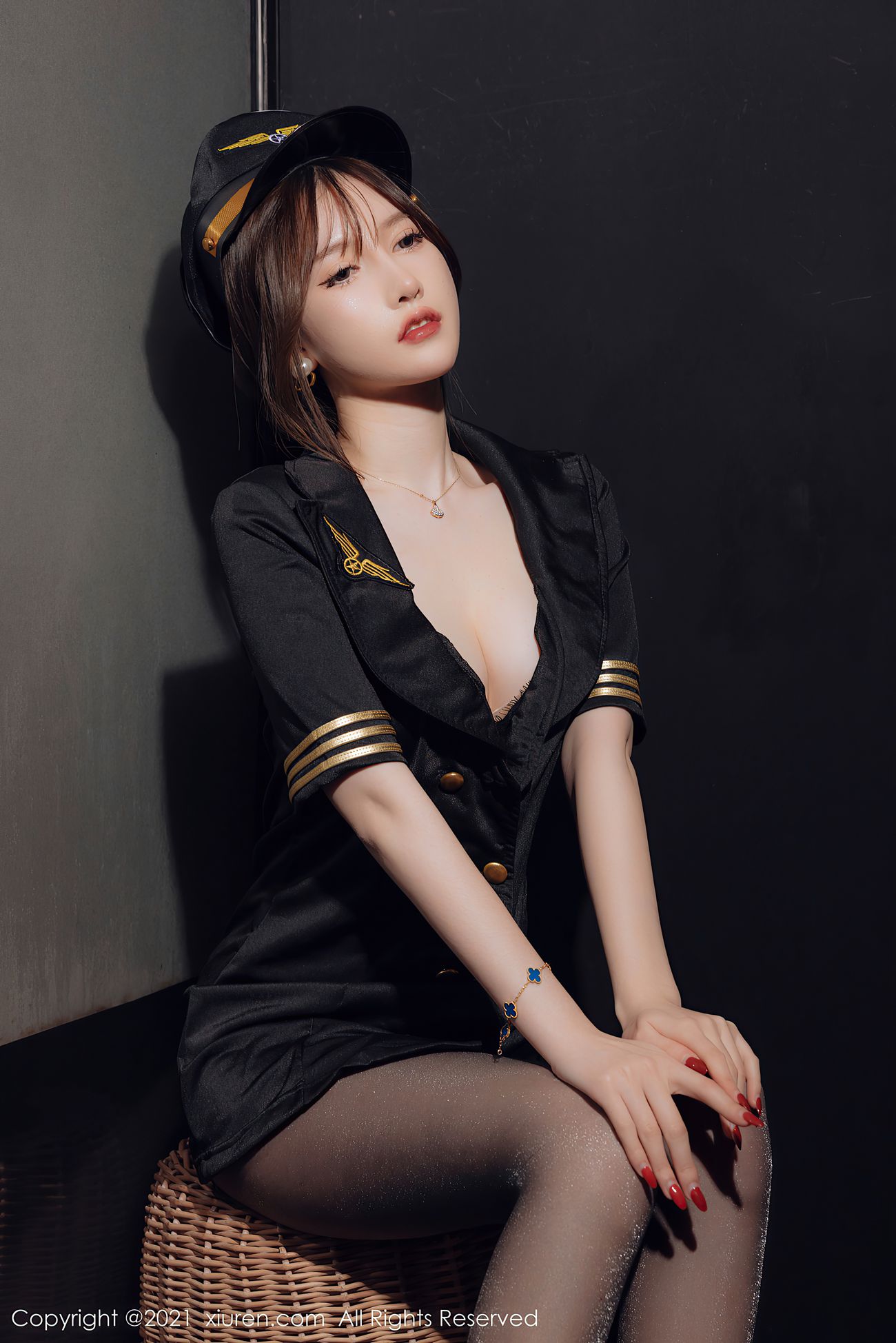 图片[7]-[XiuRen秀人网] 2021.12.17 No.4355 美桃酱 黑丝美腿[65P] – 速更版-美库