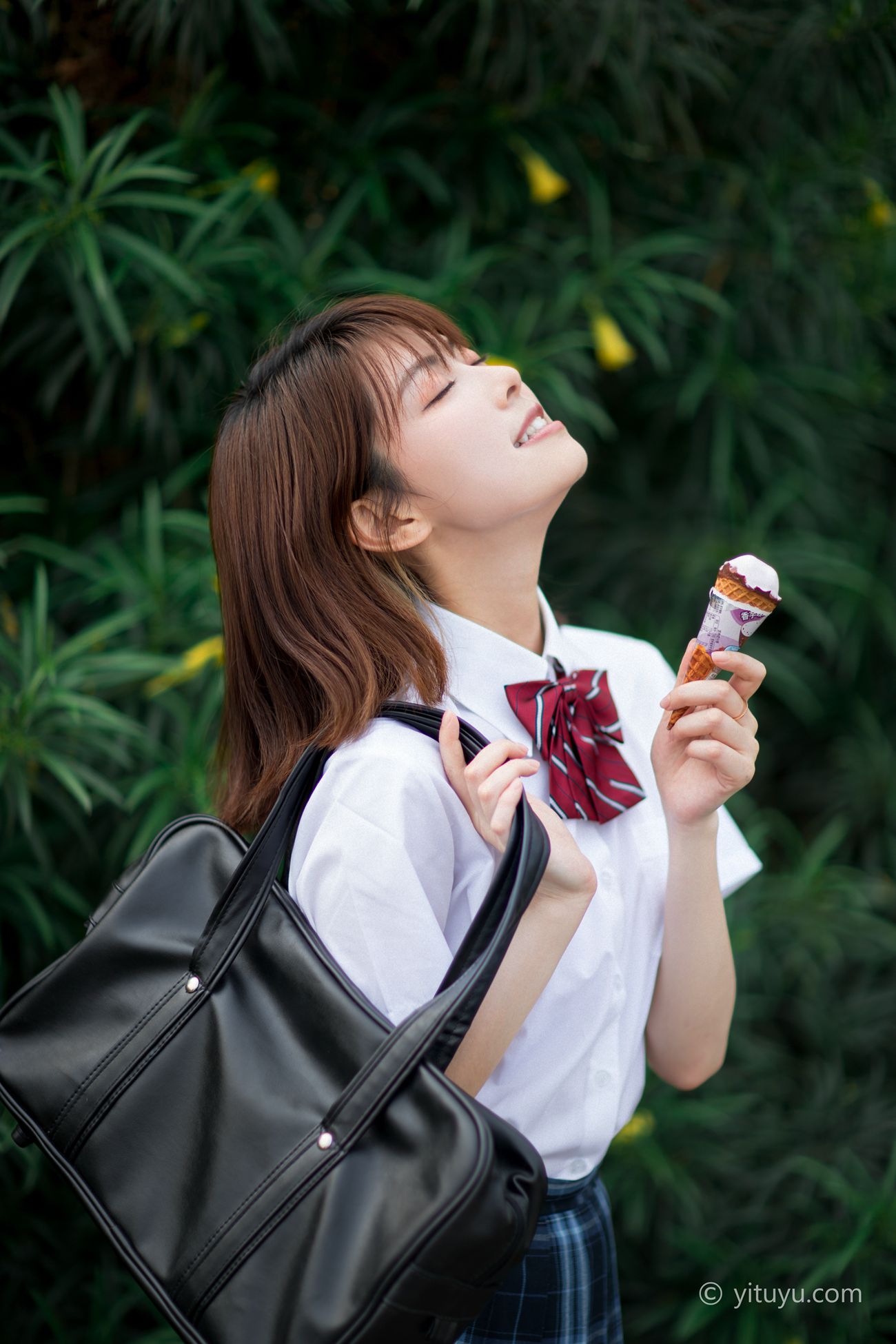 图片[19]-[YITUYU艺图语] 2021.05.17 人间四月天 珺珺 [27P] – 速更版-美库