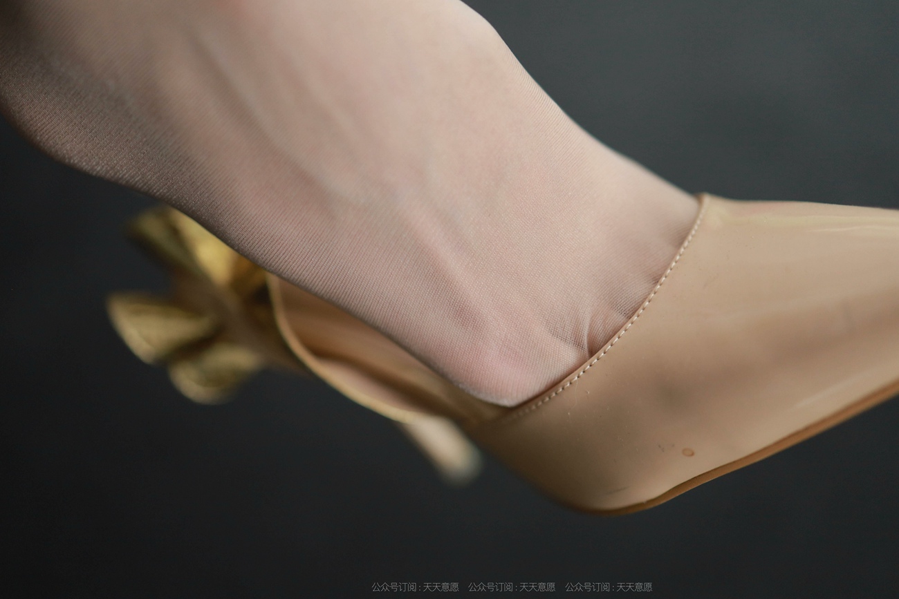 图片[28]-[IESS异思趣向] 耽丝 211021 团团的金色波纹 [92P] – 速更版-美库