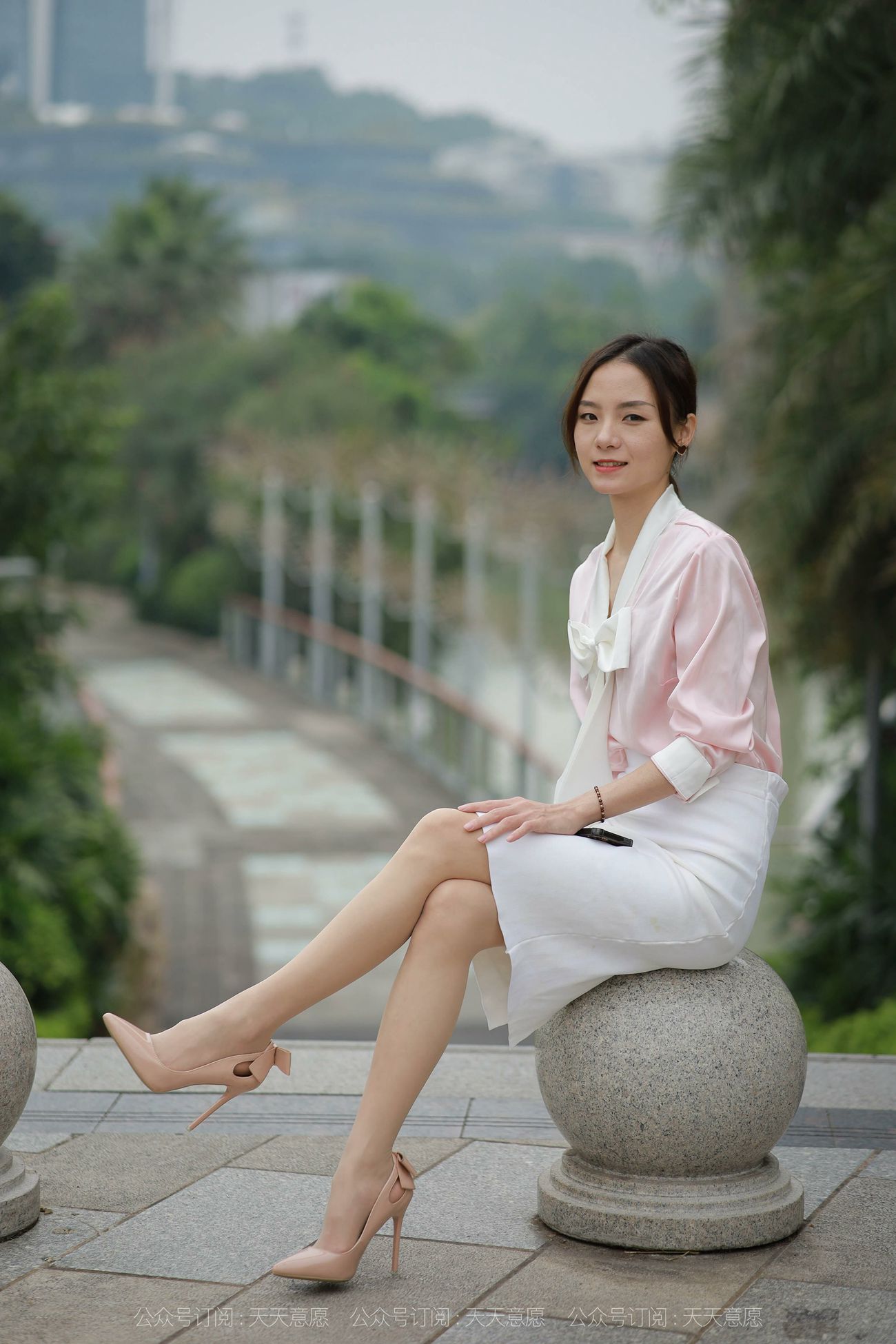 图片[13]-[IESS异思趣向] 耽丝 211022 美子在天台吹风 [90P] – 速更版-美库