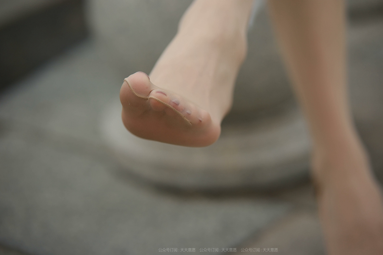 图片[25]-[IESS异思趣向] 耽丝 211022 美子在天台吹风 [90P] – 速更版-美库