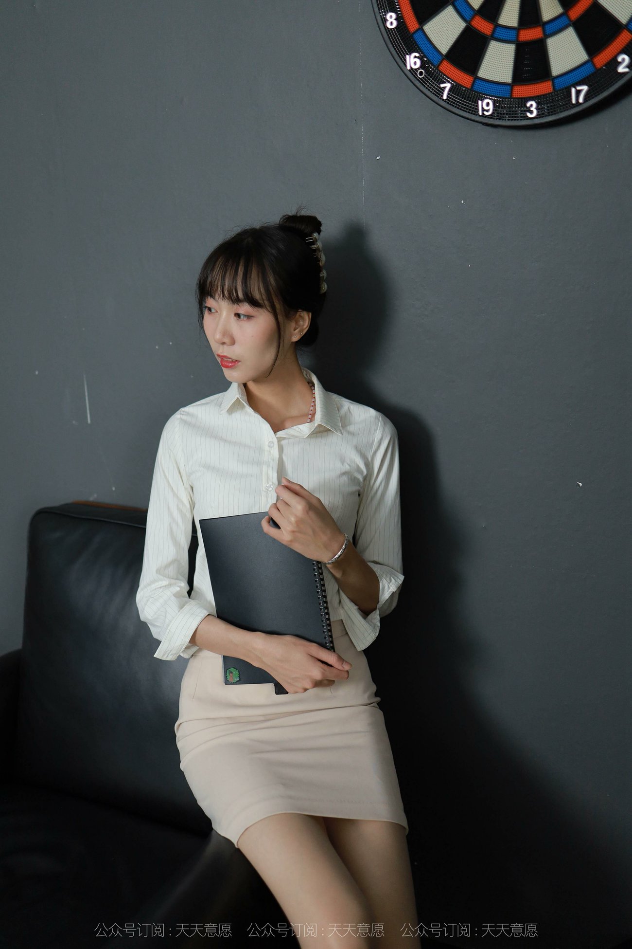 图片[63]-[IESS异思趣向] 耽丝 211021 团团的金色波纹 [92P] – 速更版-美库