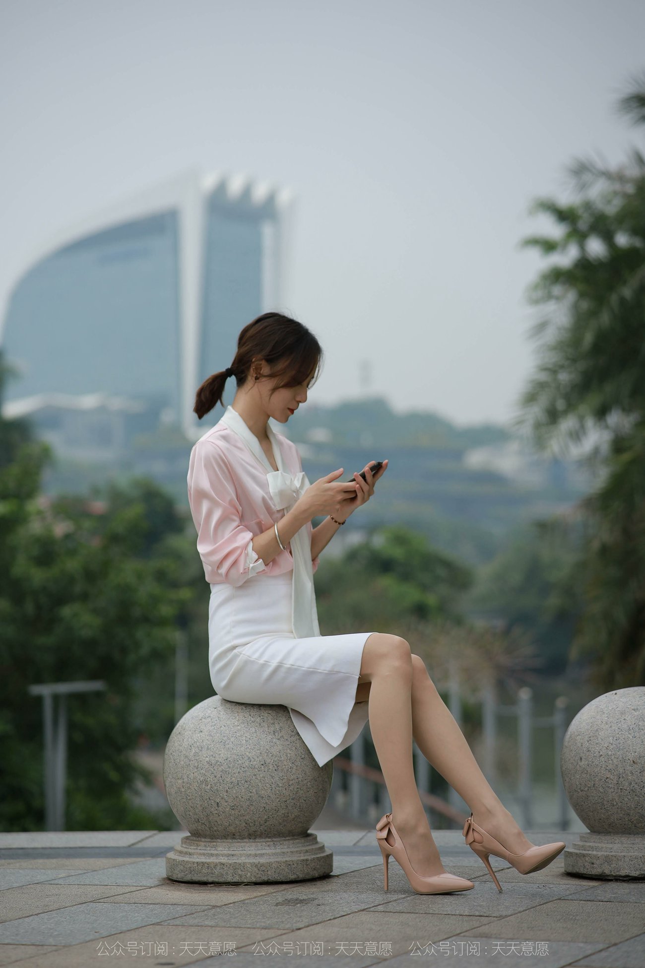 图片[83]-[IESS异思趣向] 耽丝 211022 美子在天台吹风 [90P] – 速更版-美库